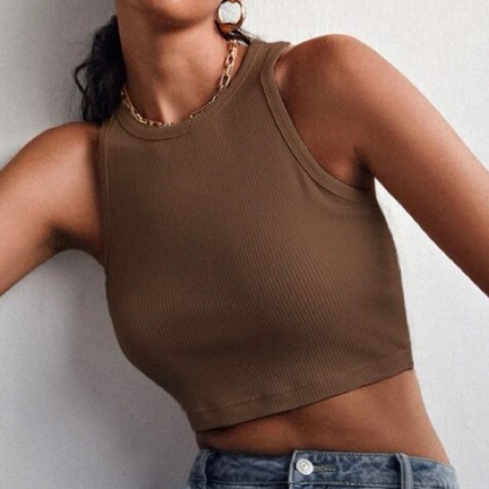 chocolate brown rib knit crop tank!